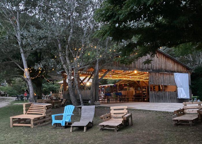 Un espace détente pour profiter de la vue à plusieurs