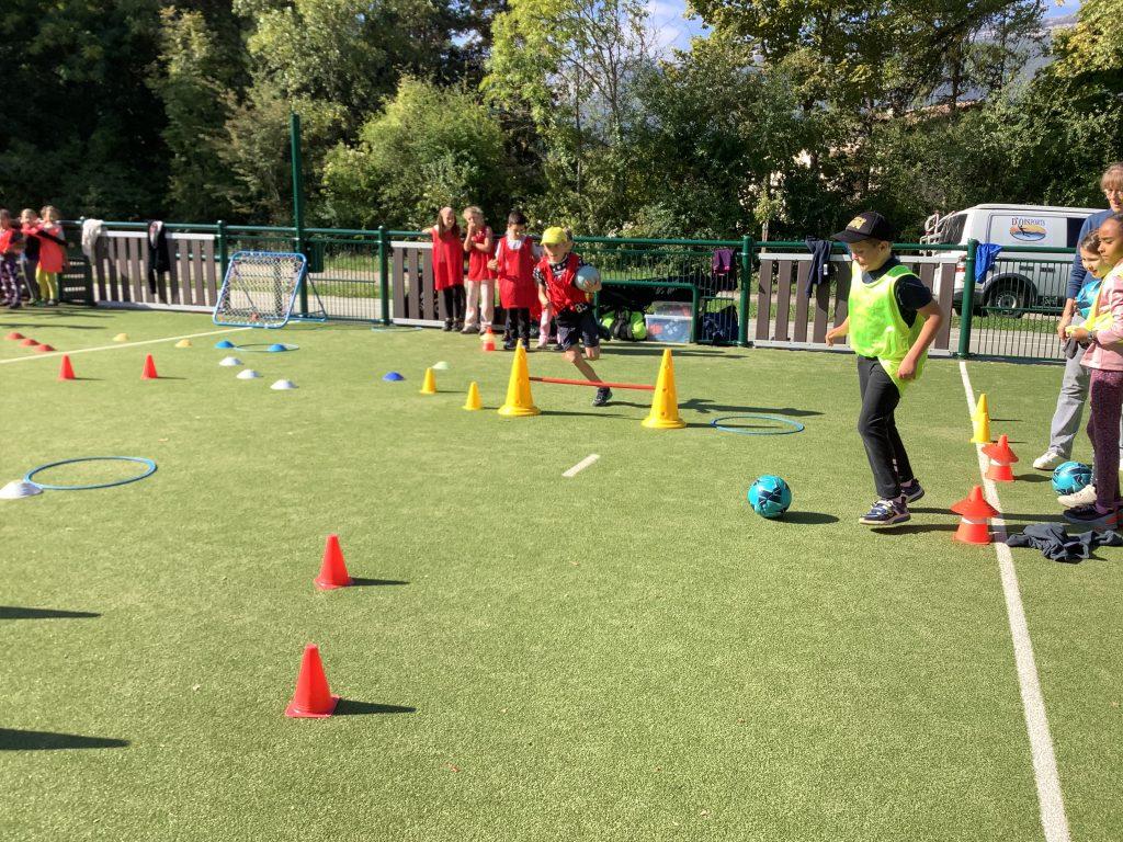 Essayer des sports méconnus pour créer et du lien et se dépenser